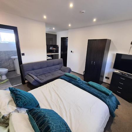 Oxclose Studios Peterborough Bagian luar foto