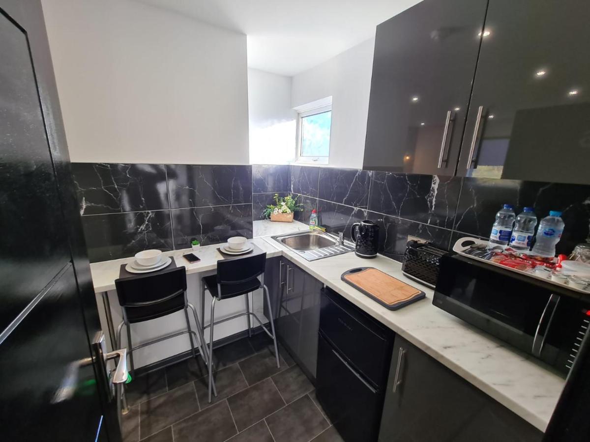 Oxclose Studios Peterborough Bagian luar foto