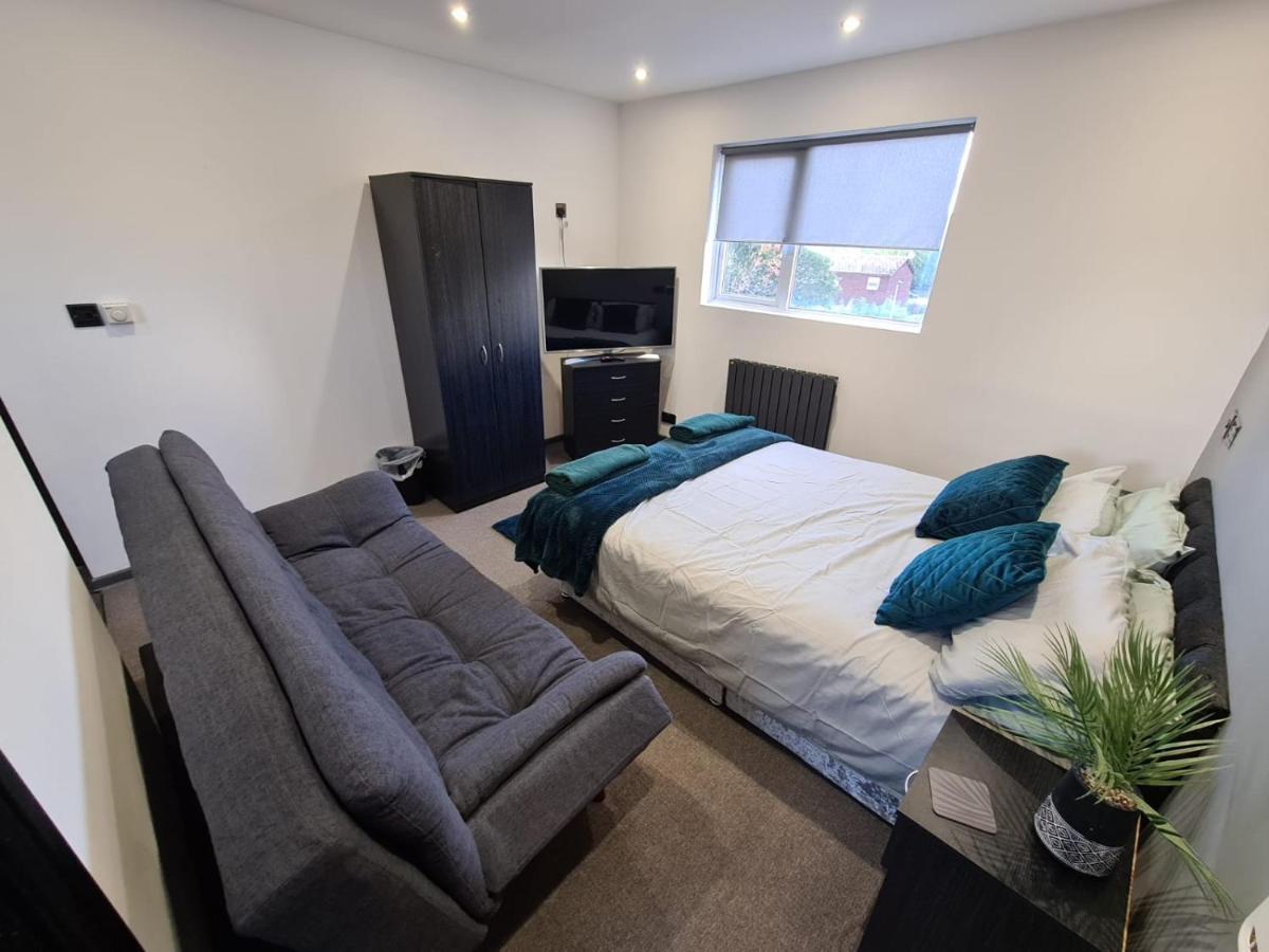 Oxclose Studios Peterborough Bagian luar foto